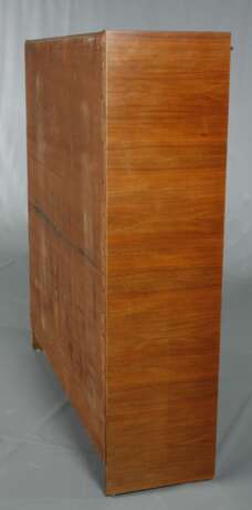 Bruno Paul, Wäscheschrank - фото 6