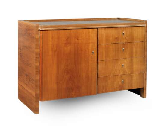 Bruno Paul, Kleines Sideboard - photo 1