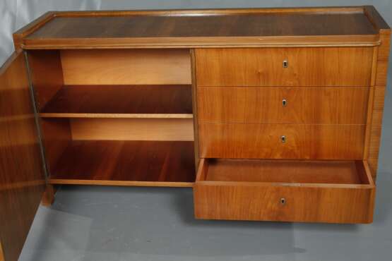Bruno Paul, Kleines Sideboard - photo 4