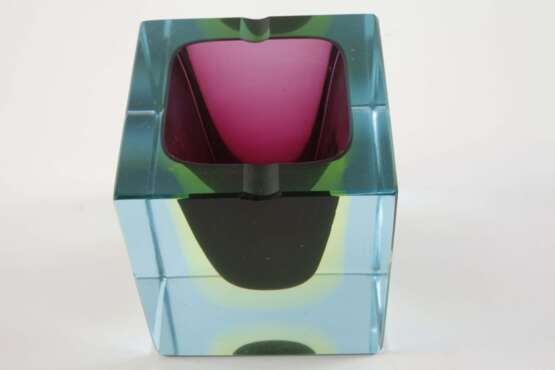 Pavel Hlava, Vase und Aschenschale - photo 3