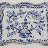 Meissen sechs Tassen mit Tablett "Zwiebelmuster" - Foto 2