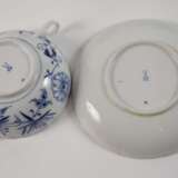 Meissen sechs Suppentassen "Zwiebelmuster" - Foto 3