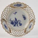 Meissen drei Durchbruchteile "Blaue Blume/Gold" - photo 4
