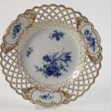 Meissen drei Durchbruchteile "Blaue Blume/Gold" - photo 5