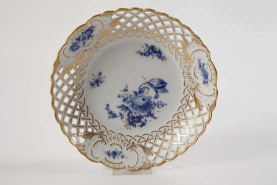 Meissen drei Durchbruchteile "Blaue Blume/Gold" - photo 6