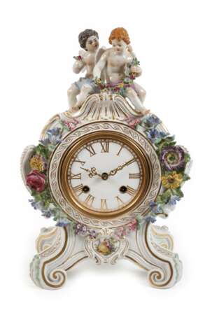 Meissen Tischuhr mit Amoretten - photo 1
