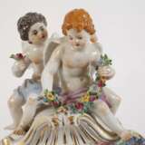 Meissen Tischuhr mit Amoretten - photo 2