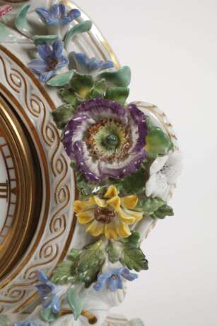 Meissen Tischuhr mit Amoretten - photo 4
