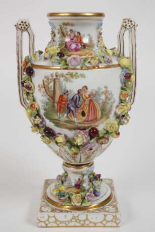 Potschappel Prunkvase mit Figurenmalerei - photo 6