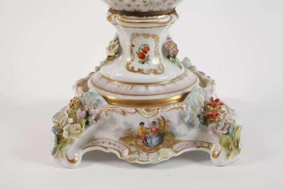 Potschappel Potpourri-Prunkvase Figurenmalerei - photo 3