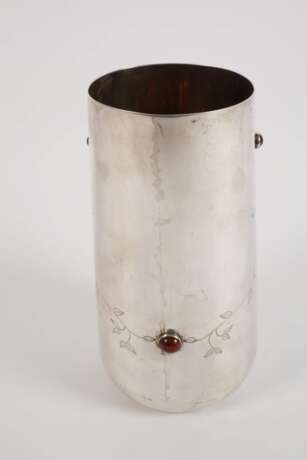 Russischer Silberkrug mit Bernsteincabochons - photo 3