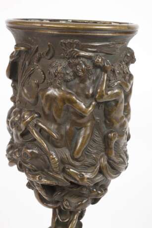 Bronzepokal mit mythologischem Fries - Foto 4