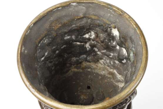 Bronzepokal mit mythologischem Fries - Foto 8