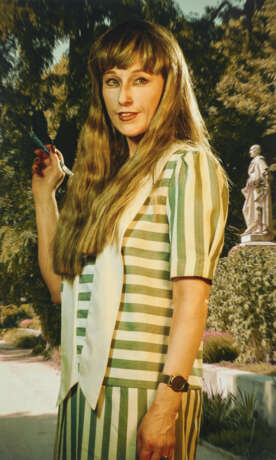 CINDY SHERMAN (B. 1954) - Foto 1