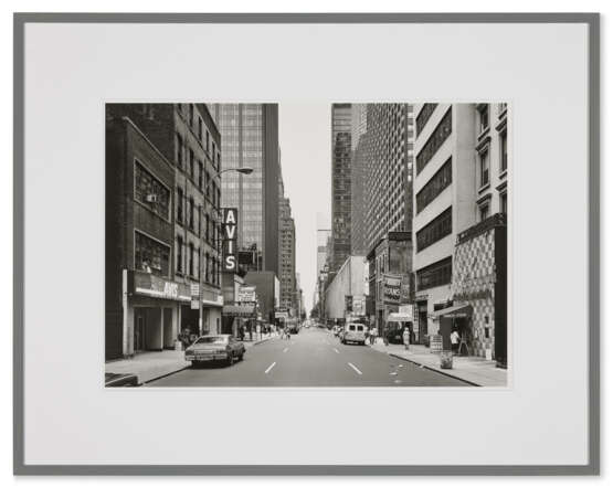 THOMAS STRUTH (B. 1954) - photo 2
