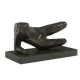 KENNETH ARMITAGE (1916-2002) - photo 3