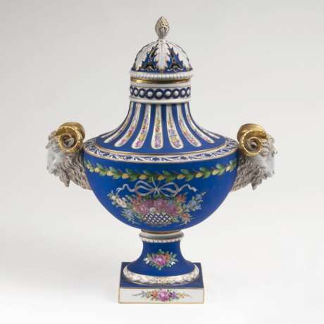 Dekorative Potpourri-Vase in Sèvres-Manier - photo 1