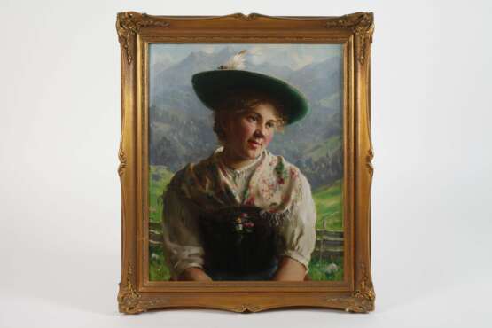 Emil Rau, Dirndl mit Hut - photo 2
