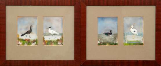 4 Vogeldarstellung aus Vogelfedern, je 10x7 cm, im Passepartout hinter Glas und Rahmen - Foto 1