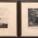 2 Stiche "Bitte um Begnadigung" und "Reiter mit Hund auf Waldweg", Stiche, unten mittig bez., an den Rändern stockfleckig, je 16x23,5 cm, hinter Glas und Rahmen - photo 1
