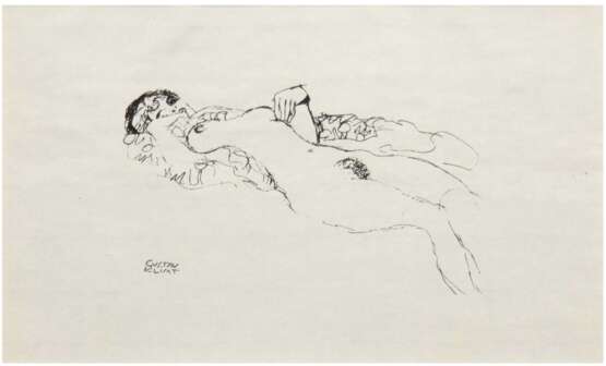 Klimt, Gustav (1862 Baumgarten-1918 Wien) "Liegender weiblicher Akt", um 1910, Heliogravure, 19x29 cm, im Passepartout hinter Glas und Rahmen - photo 1