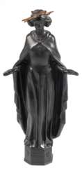 Figur &quot;Heilige Barbara- Schutzpatronin der Bergleute&quot;, Eisenguß, Entwurf Heinrich Moshage (1896- 1968), monogr. &quot;MH&quot;, Gießerstempel &quot;Buderus&quot; (Wetzlar), H. 27,5 cm