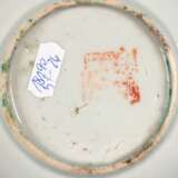 3 Teller, China um 1900, Floralmalerei, Blockstempel, Dm. 2x 14 cm und 17 cm - фото 2