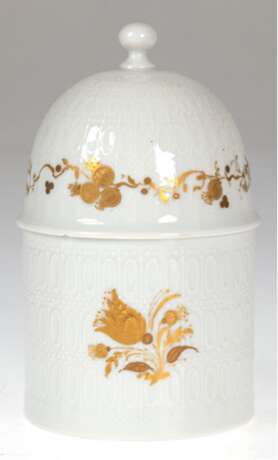 Deckeldose, Rosenthal, Dekor "Romanze", Entwurf Björn Wiinblad, H. 15 cm, Dm. 9 cm - photo 1