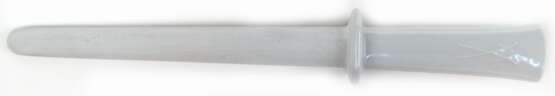 Meissen-Messerschärfer, 1. Wahl, weiß, Griff glasiert, L. 26 cm - photo 1