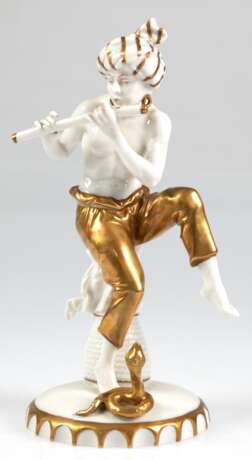 Art Deco-Figur "Schlangenbeschwörer", Thüringen, undeutl. bekrönte Marke in Blau, reiche Goldstaffage, H. 22,5 cm - photo 1