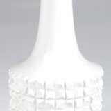 Meissen-Vase, sogen. Fleischklopfervase, weiß, Entwurf Ludwig Zepner, 1. Wahl, H. 23,5 cm - Foto 1