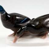 Figur "Entenpaar", Rosenthal, Selb, Entwurf Karl Himmelstoß (1878-1967), polychrom bemalt, H. 7,5 cm - photo 1
