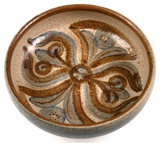 Keramik-Schale, Dänemark, grau/braune Floralmalerei auf grauem Grund, H. 8,5 cm, Dm. 28,5 cm - Foto 1
