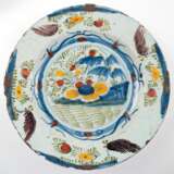 Fayence-Teller, 18. Jh., Imari, polychromer Floraldekor, best., Dm. 30,5 cm - photo 1