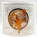 Tischlampe, 1-flammig, Mucha "Byzanthine Heads, Blonde", Bonn 2006, satiniertes Glas mit farbigem Dekor, 25x25x10,5 cm - photo 1
