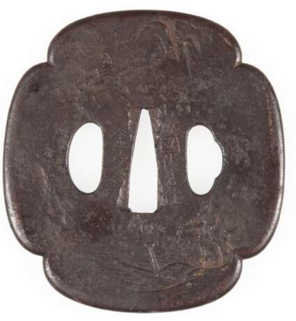 Tsuba, Japan 19. Jh., Eisen, Stichblatt für Schwert, 8,5x7,8 cm - photo 1