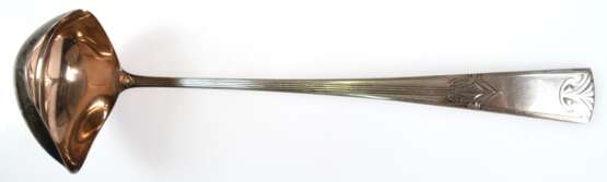 Jugendstil-Kelle, WMF, versilbert, Griff mit Ornamentrelief, L. 36 cm - photo 1