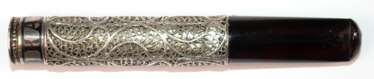 Zigarettenspitze, Silber, ca. 24 g, filigran gearbeitet, sign. Kavkas, L. 10 cm