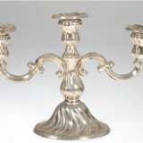 Kerzenleuchter, 835er Silber, punziert, Barockform, 3-armig, herausnehmbare Tüllen ovaler beschwerter Stand, H. 19 cm - photo 1