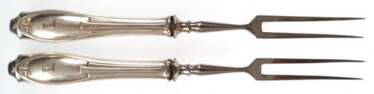 2 Jugendstil-Aufschnittgabeln, 800er Silber, punziert, mit Monogr. &quot;L&quot;, L. 19,5 cm