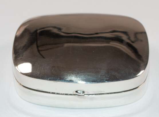 Rechteckige Pillendose, 925er Silber, ca. 24,6 g, ca. 5,0 x 4,2 cm - photo 1