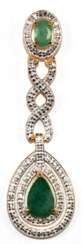 Anhänger, ca. 4,9 cm, 925er Silber, rhodiniert und z. T. vergoldet, 2 Smaragde und 1 kl. Diamant