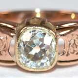 Diamant-Ring, 585er RG, mit 1 Altschliff-Diamanten von ca. 0,85 ct. in Zargenfassung, Ges.-Gew. 3,15 g, RG 55 - Foto 1