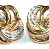 Ohrstecker, 333er GG/WG, geschweift durchbrochen gearbeitet, Ges.-Gew. 1,95 g, Dm. 1,2 cm - photo 1