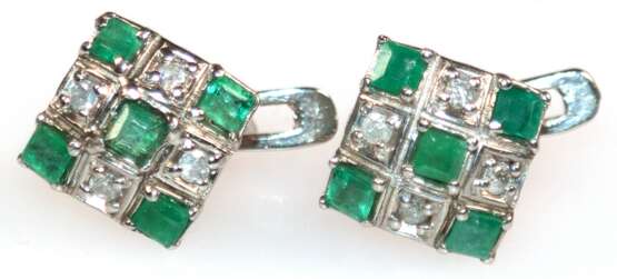 Ohrringe 925er Silber, Brillanten ca. 0,15 ct. und Smaragde im Carree-Schliff, Größe des Quadrates ca. 1 x 1 cm - Foto 1