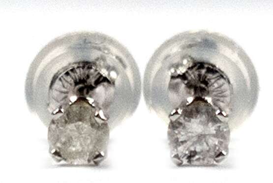 Ohrstecker, 585er WG/ 14 kt., Brillanten zus. ca. 0,18 ct., Aufstecker aus Silikon mit Goldinlay, ungetragen - фото 1