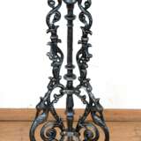 Blumentisch, rund, Gußeisen, durchbrochen, auf 3 Beinen, H. 70, Dm. 35 cm - photo 1