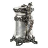 Une impressionnante coupe &agrave; bi&egrave;re en argent &agrave; motif de branches de ch&ecirc;ne milieu du 19e si&egrave;cle. Berlin. Silver gilding Eclecticism Mid-19th century - photo 4