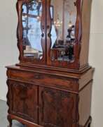Produktkatalog. Antique mahogany bookcase - secretary