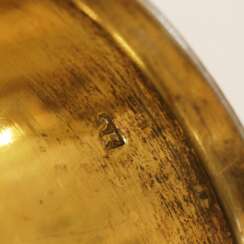Oeuf poche en argent. &Eacute;ric Collin. Firme Faberge.